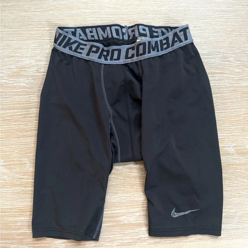 Nike men’s Pro Combat black compression athletic shorts size medium. - Picture 2 of 5
